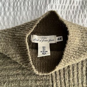 H&M oversize sweater